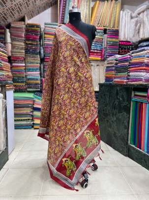 Art silk printed duppata paired with plain pashmina fabric/ Printed duppatas