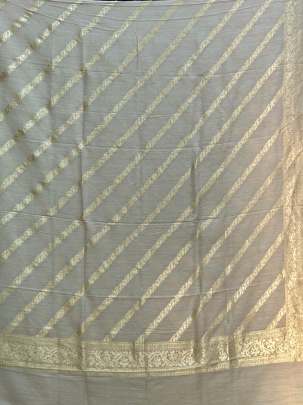 Banarasi Munga Silk Duppata With Daman ( Dyeable)/ Banarasi Duppatas 