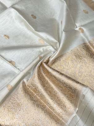 Banarasi silk duppata with golden Banarasi butti & daman - Cream( Dyeable )/ Banarasi Duppatas 