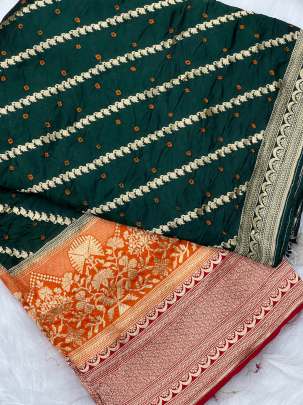 Chiniya silk bandhej with golden zari work laheria and border - Green/ Banarasi Bandhej 