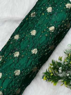 Chiniya silk bandhej with golden zari work - Green/