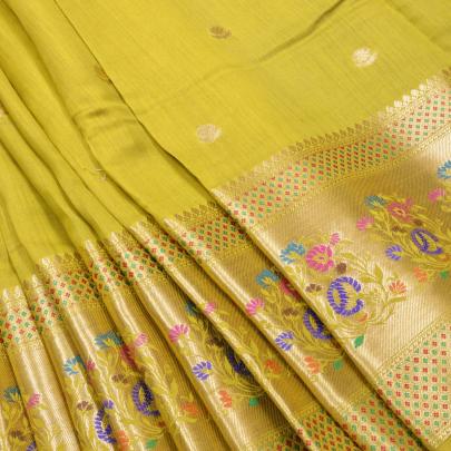 Chiniya silk with banarasi butti & border fabric/ 