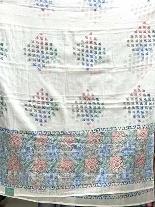 Cotton mal multicolour printed duppata - White/ Printed duppatas