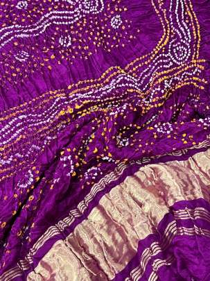 Gaji Silk Bandhej Duppata With Lagdi Patta Border - Magenta/