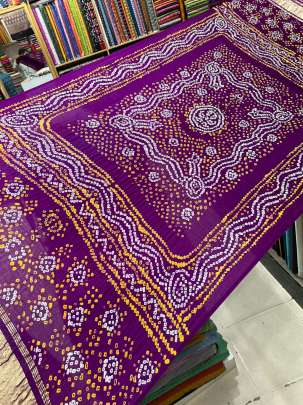 Gaji Silk Bandhej Duppata With Lagdi Patta Border - Magenta/ Bandhej duppatas & Stoles