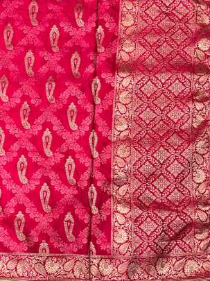 Gaji Silk Braso With Banarasi Work & Border Duppata Rani/ Banarasi Duppatas 