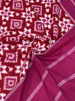 Mercerised cotton telia rumal ikkat duppata - Red/ Cotton ikkat duppata