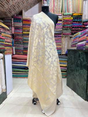 Munga silk duppata with golden zari work/ 