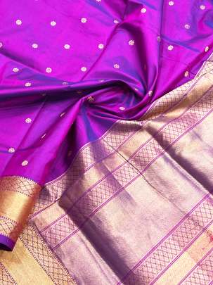 Pure Silk Duppata With Golden Banarasi Butti & Palav Magenta/ Banarasi Duppatas 