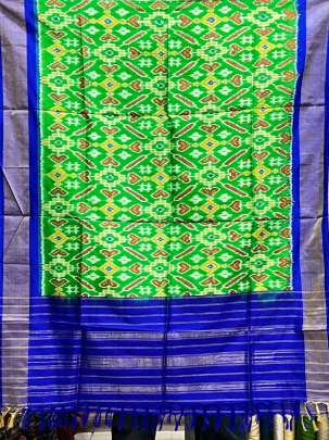 Pure Silk Patola Duppata Parrot Green/ Patola duppatas 