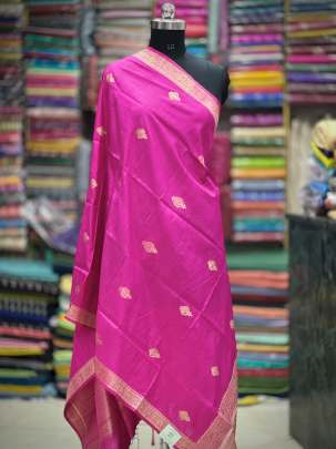 Raw silk with golden zari work duppata - Rani/