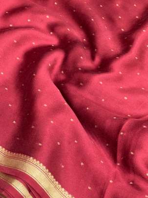 Resham Crepe With Golden Dots Motif & Golden Banarasi Border Maroon/